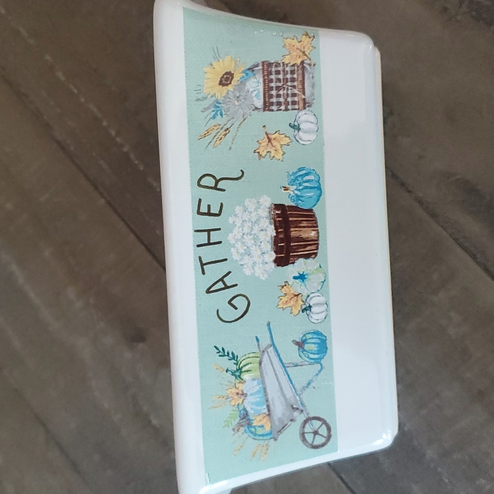 NWT Country Ceramic Dish - Picture 2 of 6